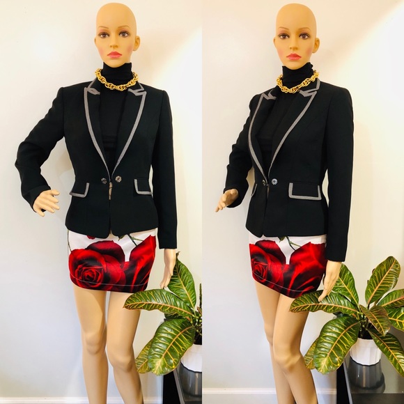 ๐ฉ๐๐๐๐ ๐ฉ๐๐๐๐๐ - Picture 1 of 9